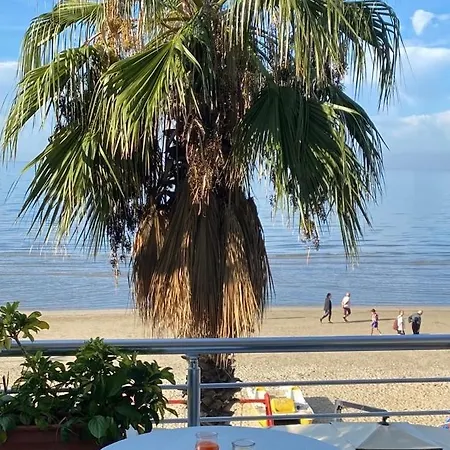 Direkt Am 公寓 Durrës